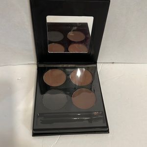 Eyebrow shadows palette